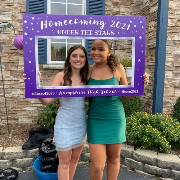 Emerald Green Ruched Bodycon Prom Dress - Picture 2 of 4